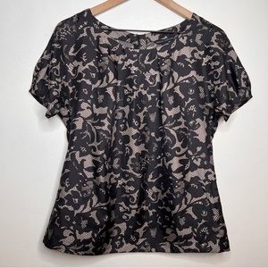 Banana Republic 100% Silk Short Sleeve Floral Lace Printed Blouse Shirt Sz Small
